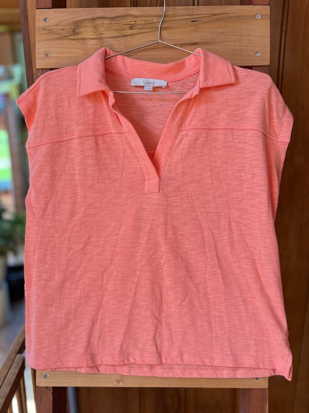LOFT NWOT Coral Peach Slub Knit Short Sleeve Collared Polo Popover Top - Size M - Picture 2 of 7
